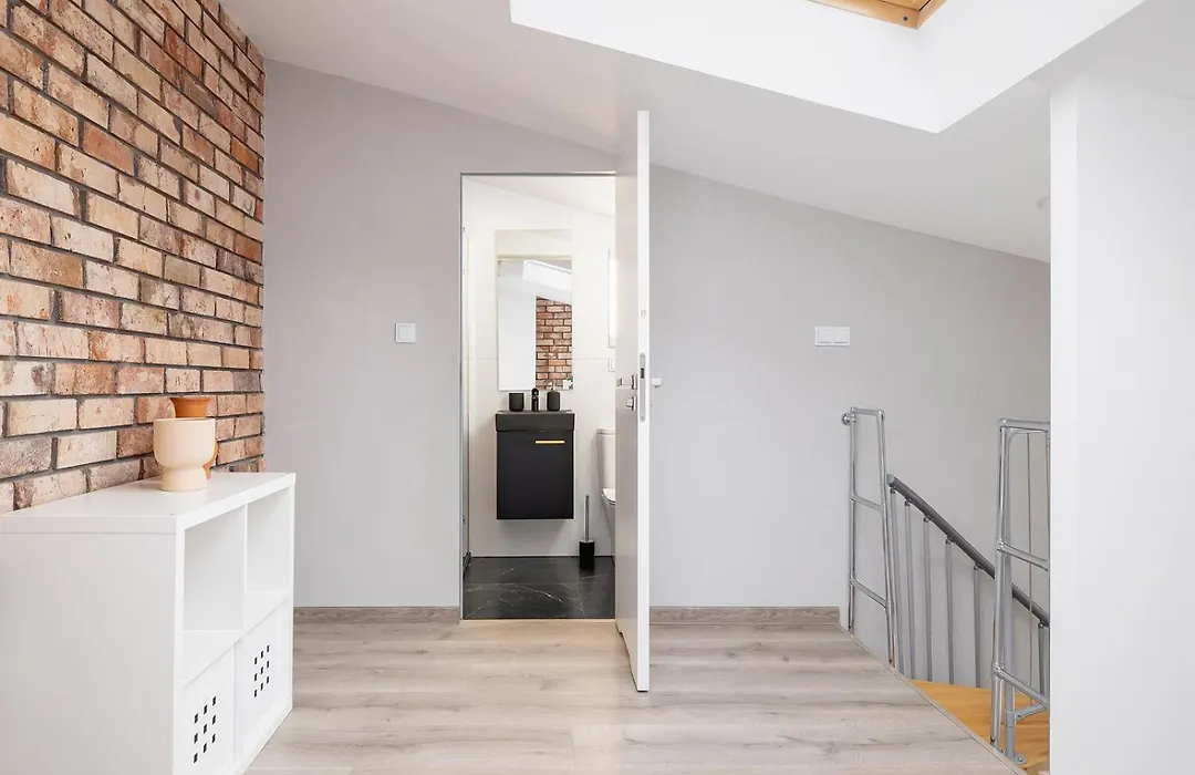 Studio Apartment With An Ac - Dluga 52 Street-1